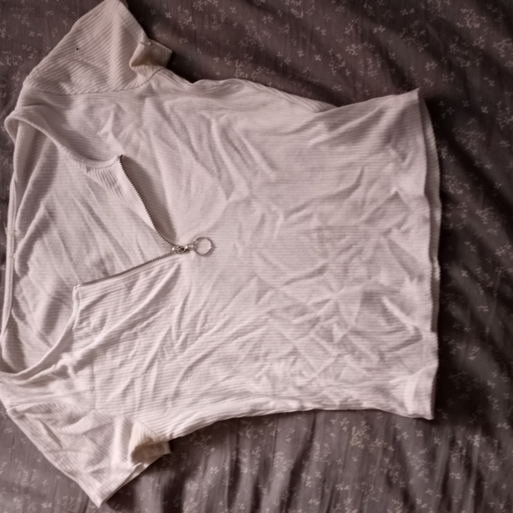 Shirt - Picture 1 of 1